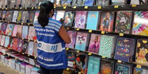 Preço nas alturas: material escolar tem elevação de até 105% em Niterói