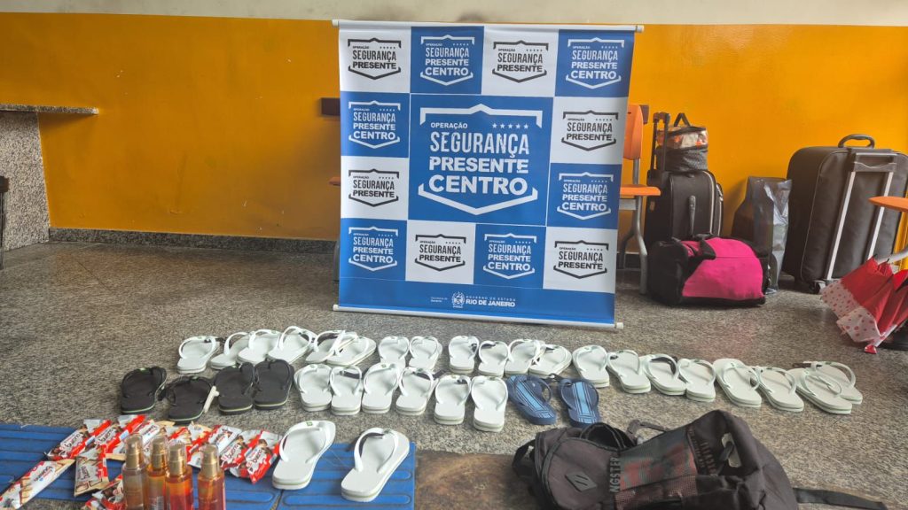 Dupla aterroriza passageiros e motorista de ônibus no Rio 25 WhatsApp Image 2026 01 22 at 13.20.42