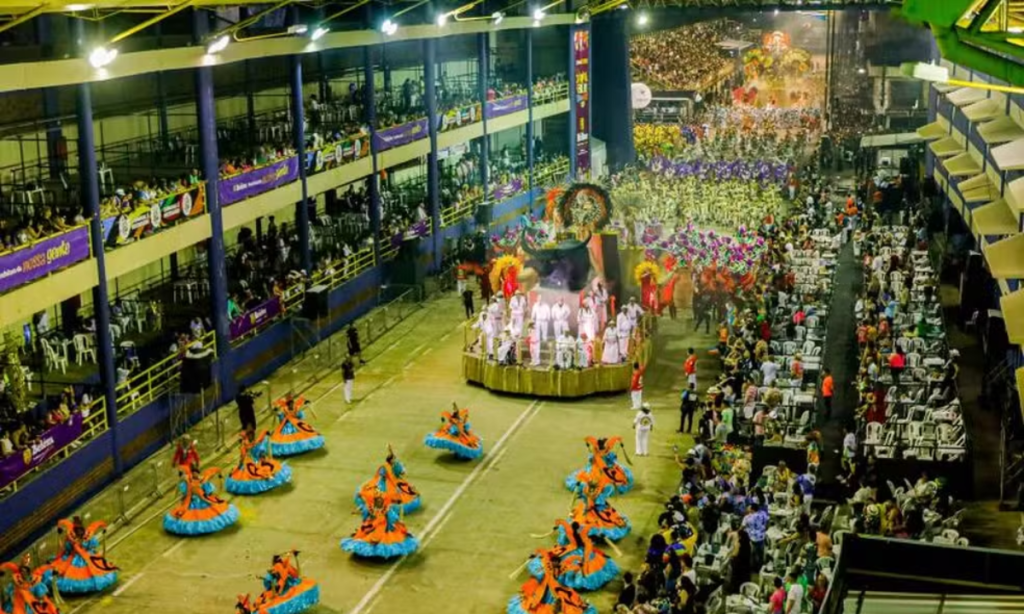 Muito além da Sapucaí: você sabia que há sambódromos por todo o Brasil? 27 Aldeia Cabana de Cultura Amazonica Davi Miguel ou Aldeia Amazonica Belem