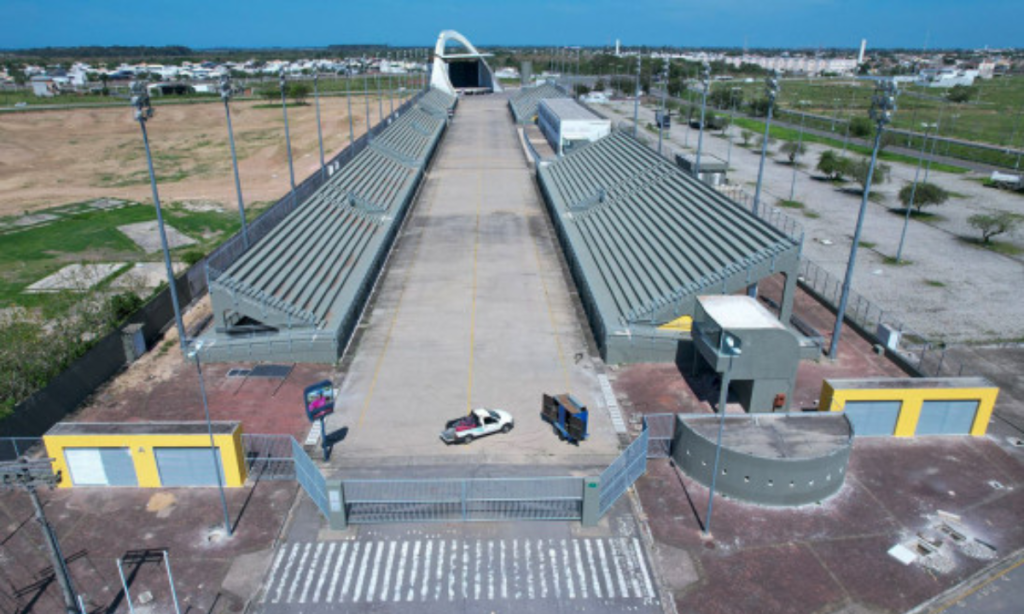 Muito além da Sapucaí: você sabia que há sambódromos por todo o Brasil? 29 Centro de Eventos Populares Osorio Peixoto CEPOP Campos dos Goytacazes