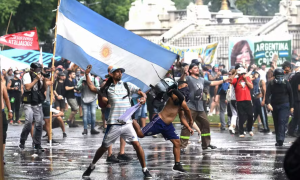 Entenda como a crise social na Argentina afeta o Brasil