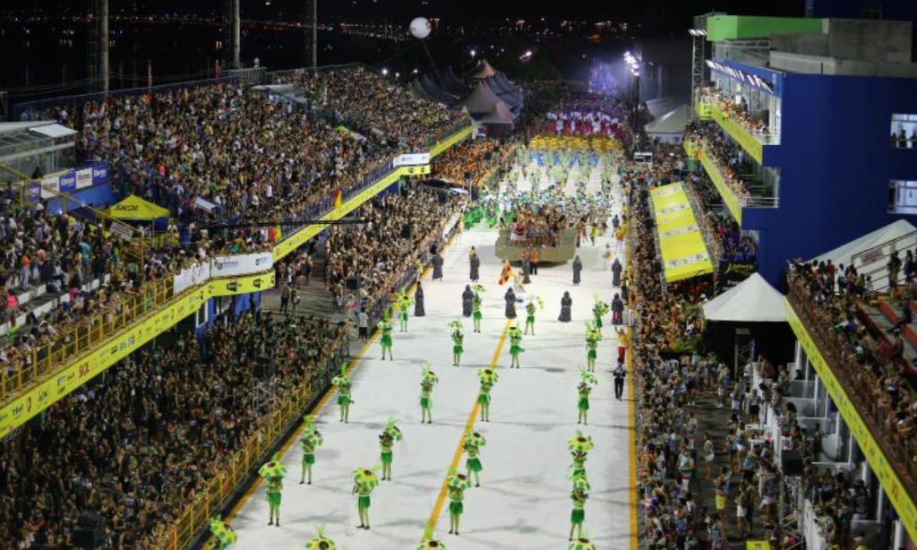 Muito além da Sapucaí: você sabia que há sambódromos por todo o Brasil? 33 Passarela Nego Quirido Florianopolis