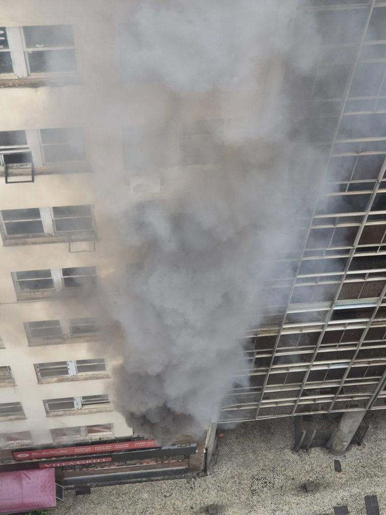 Incêndio em restaurante popular no Centro do Rio