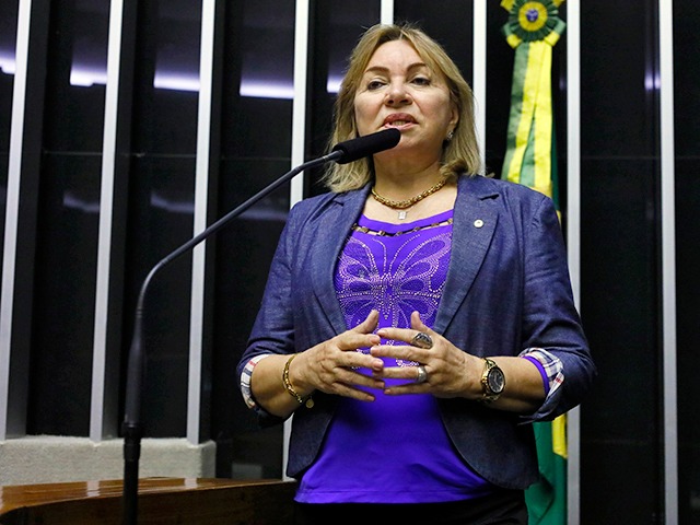 Deputada propõe spray de pimenta para mulheres