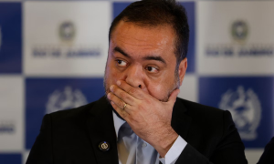 Claudio Castro fica inelegível