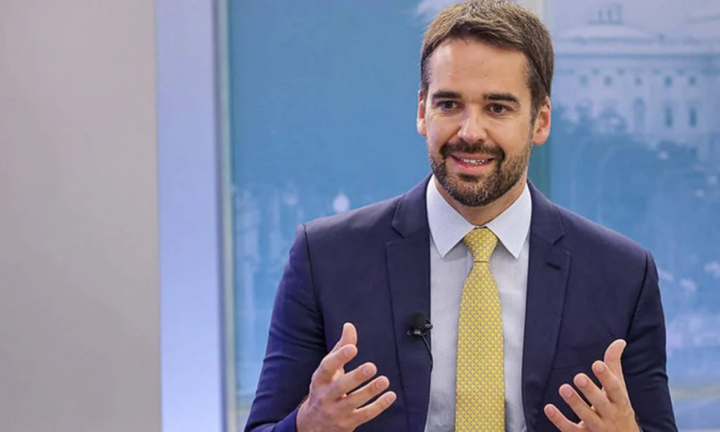 Em manifesto, Eduardo Leite oficializa pré-candidatura à Presidência