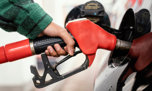 Preço da gasolina no Brasil será impactado pela guerra no Irã