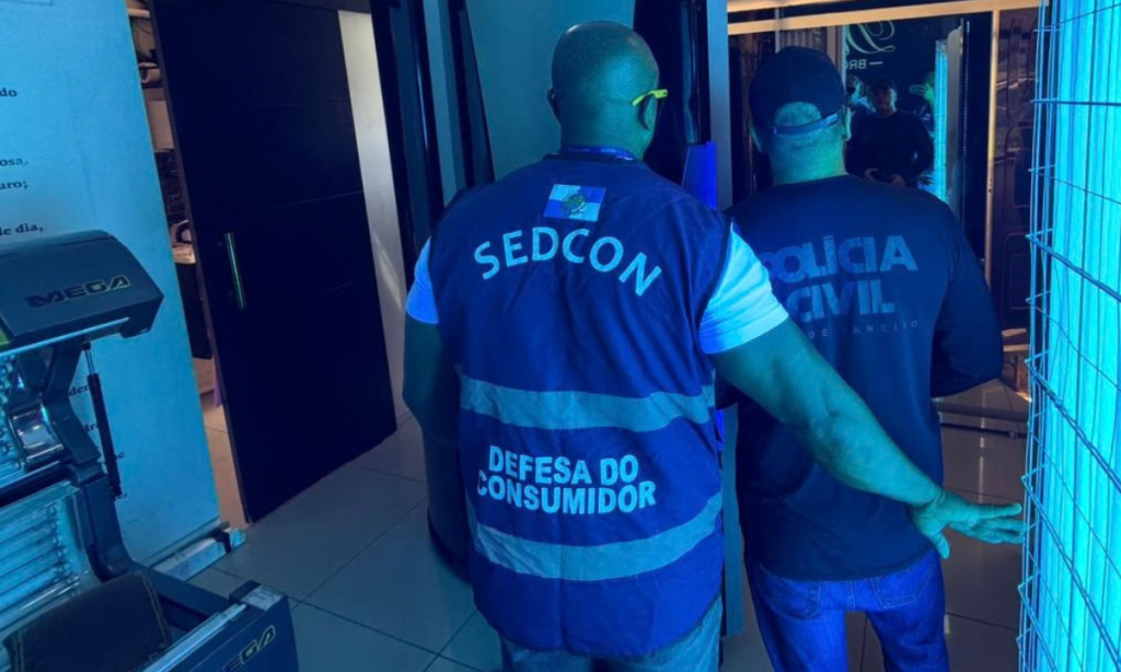 clínicas clandestinas de bronzeamento artificial são alvo de operação