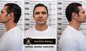 Três retratos do banqueiro Danielo Vorcaro, com camisa branca sendo preso