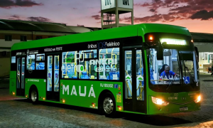 Linha Niterói–Rio recebe primeiro ônibus elétrico