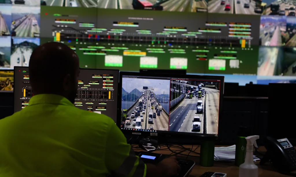 Ponte Rio-Niterói: Centro de monitoramento