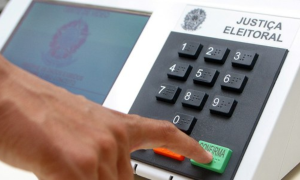 TSE barra sugestões de candidatos por ferramentas de IA