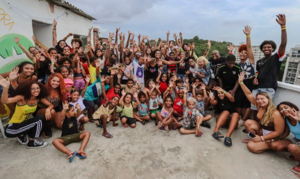 Projeto de professora em comunidade de Niterói ganha prêmio nacional 25 Projeto educacional de favela de Niterói ganha destaque nacional