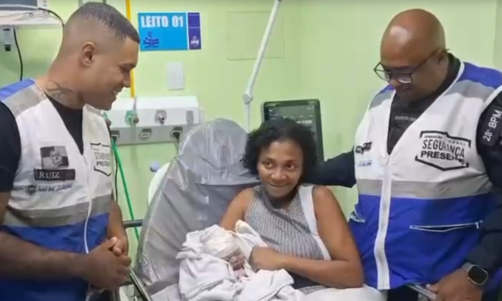 Bebê nasce em viatura do Segurança Presente