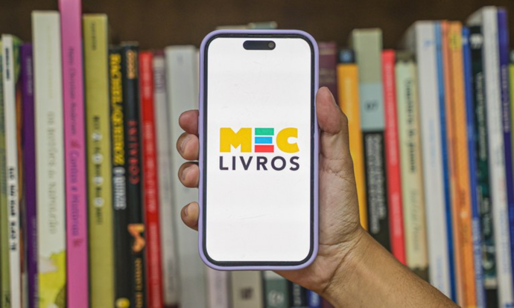 MEC Livros atinge mais de meio milhão de usuários em menos de 1 mês