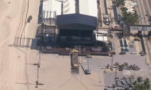Trabalhador se machuca gravemente durante montagem de palco de Shakira, em Copacabana