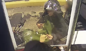 Câmeras do CISP flagram 'batedor' de quadrilha e polícia prende suspeito em Niterói