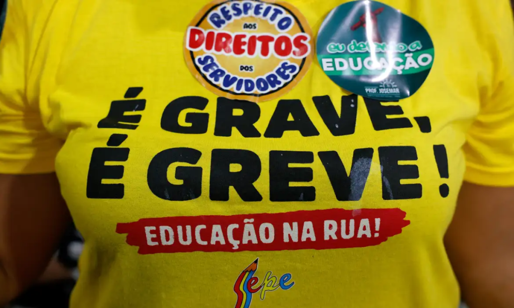 Profissionais da rede pública do Rio cruzam os braços nesta quinta