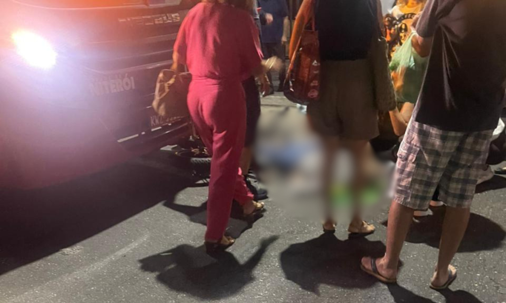 Mulher fica ferida após acidente com ônibus em Niterói