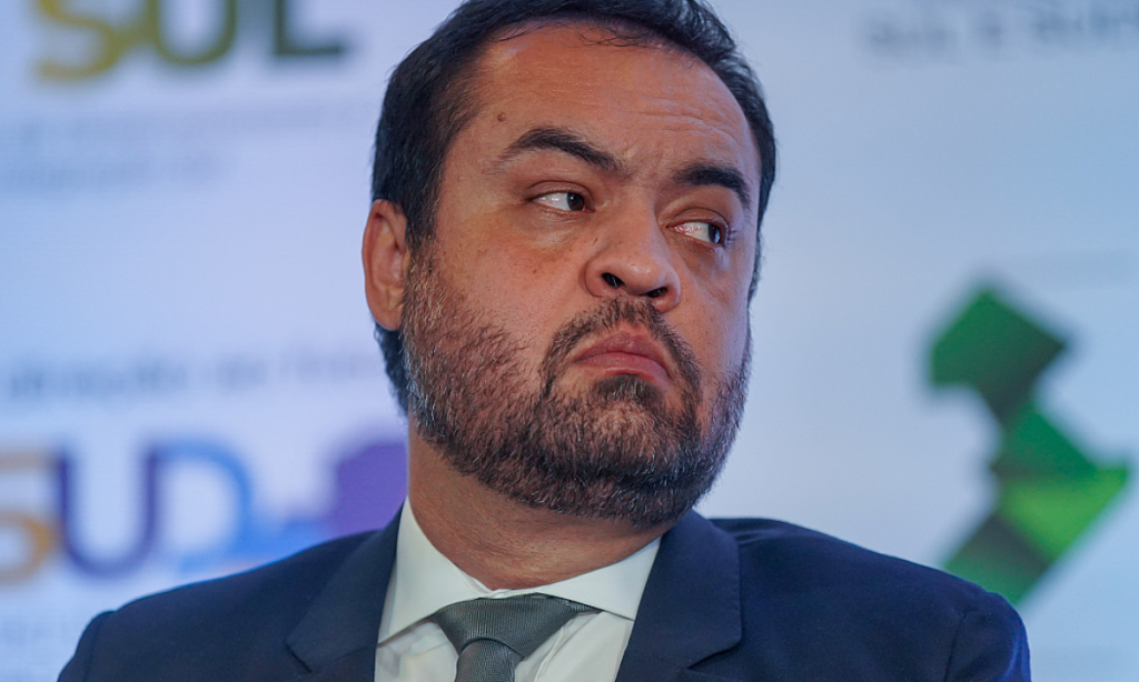 TSE marca julgamento de recurso de Cláudio Castro
