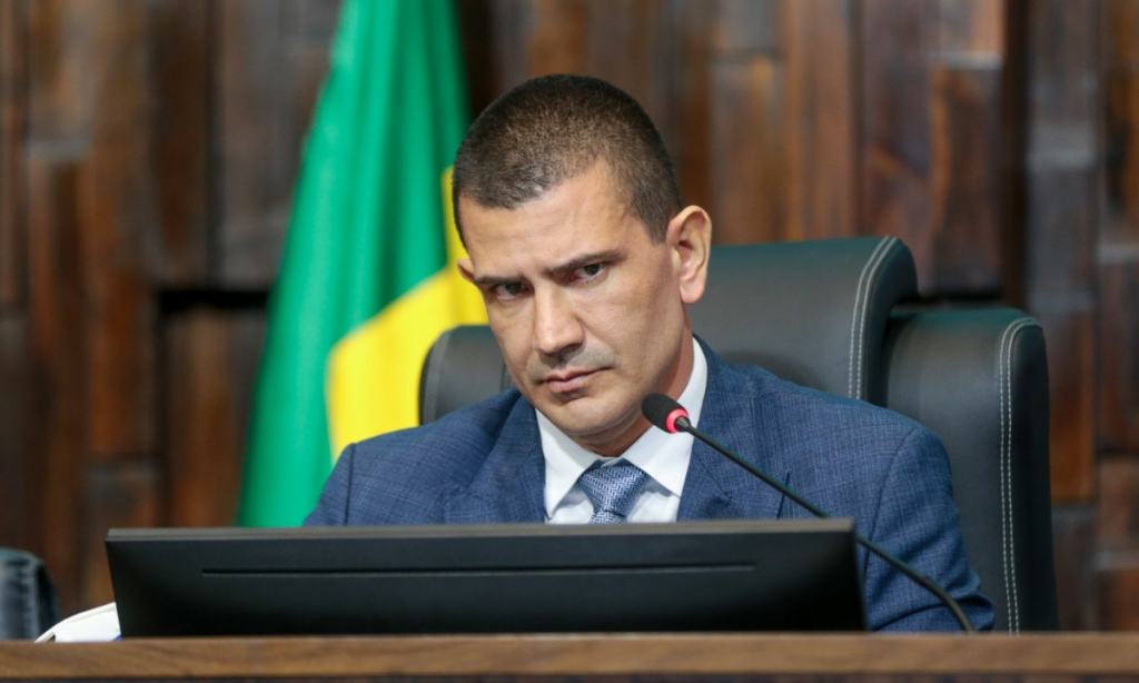 Fux nega pedido de Douglas Ruas para assumir governo do Rio