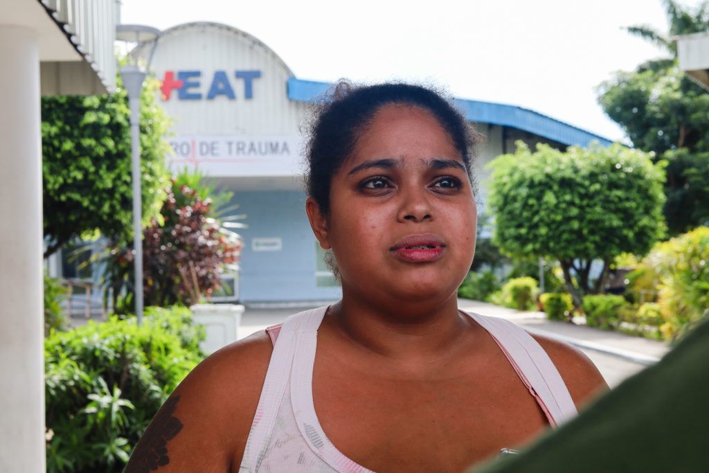 Mãe da criança internada no heat