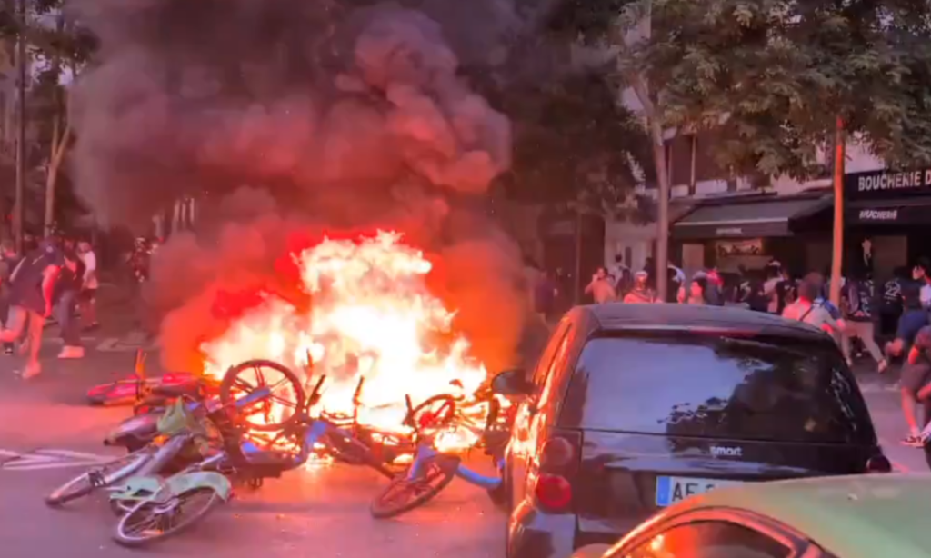 Tìtulo do PSG acaba com 1 morto, feridos e 780 detidos na França
