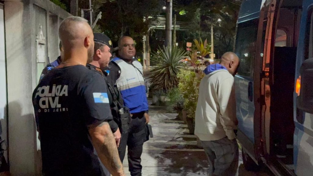 Polícia prende flanelinhas ilegais em bairro de Niterói 25 WhatsApp Image 2026 05 30 at 11.57.21 2