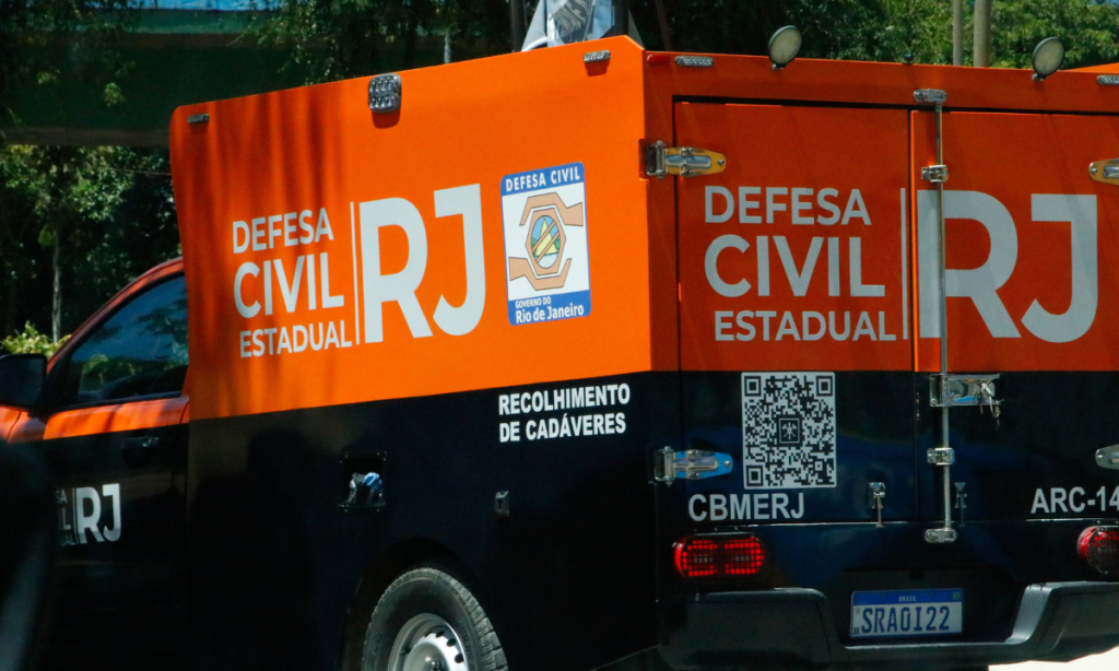 Jovem é encontrado morto às margens da BR-101 em São Gonçalo