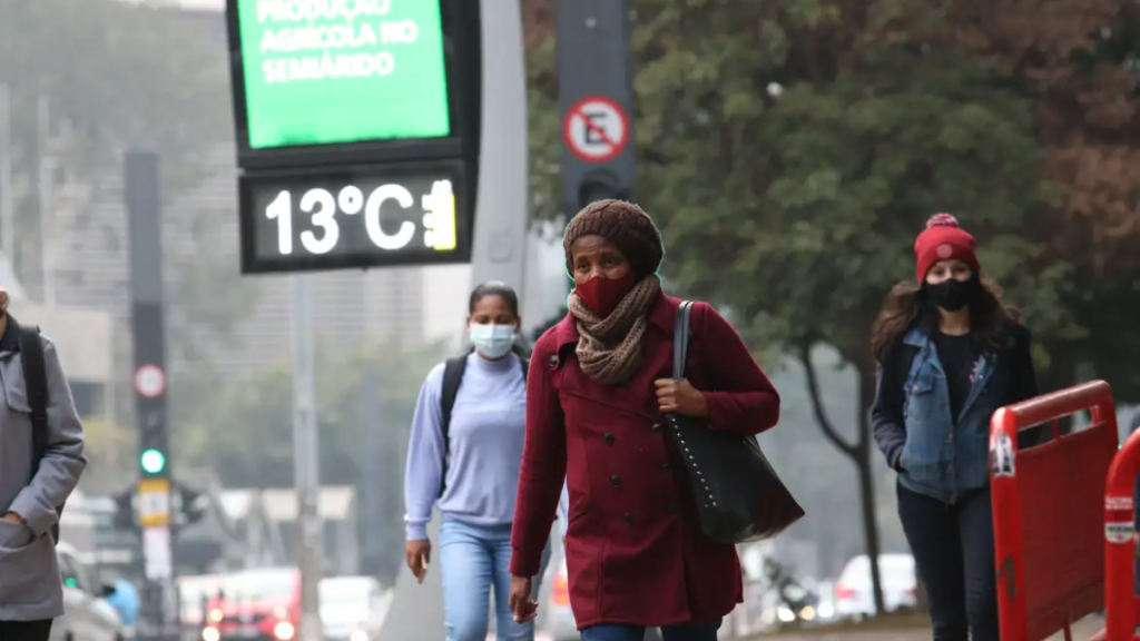 Nova frente fria chega no estado do Rio