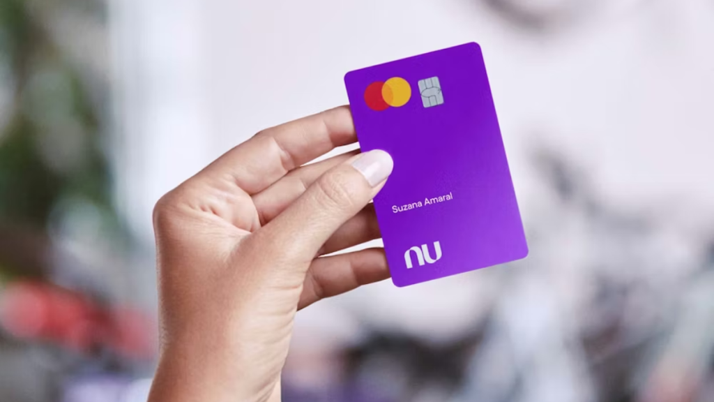 Nubank emite falso alerta sobre encerramento