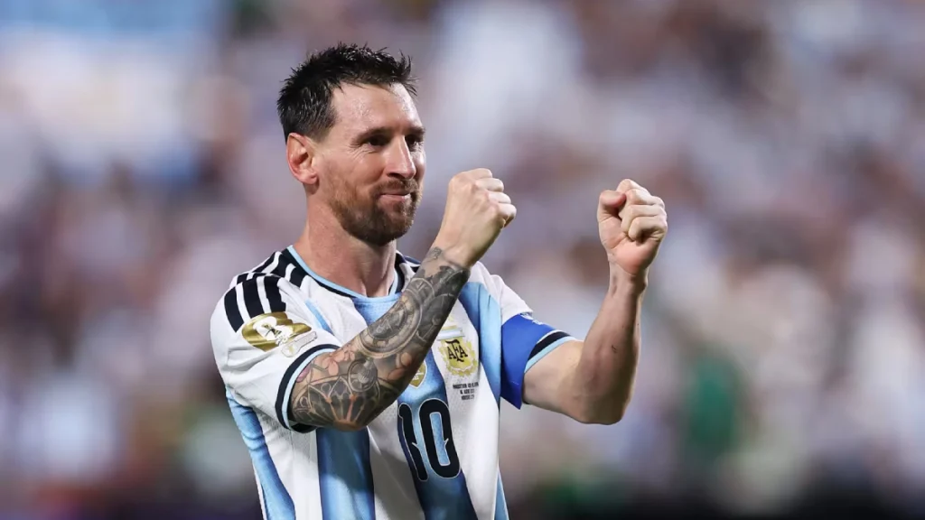 Argentina vence a Argélia e Messi se torna um dos maiores artilheiros da história da Copa