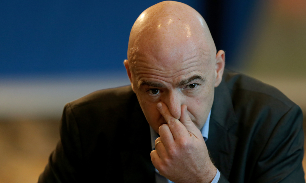 Fifa desiste de plano de investidores após boicote da Europa