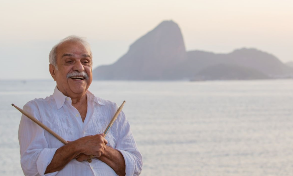 Niterói homenageia Chico Batera, lenda do MPB