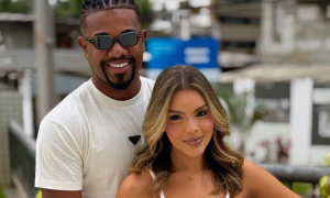 Davi Brito desmente suposta gravidez da esposa