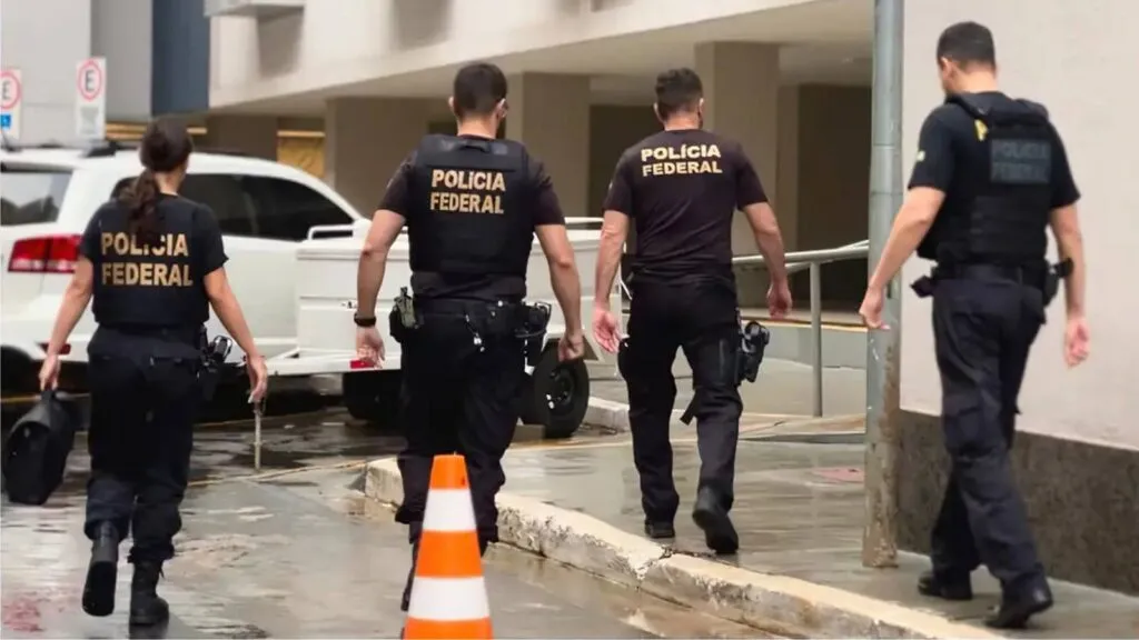 Nova instrução normativa cria regras mais rígidas para cadastro, fiscalização e responsabilização de empresas que trabalham com substâncias controladas.