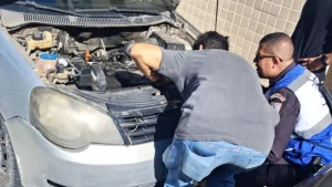 Força-tarefa da polícia com a prefeitura descobre motor roubado