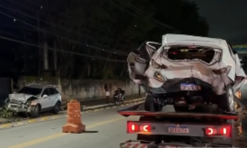Colisão entre carros deixa um morto e um ferido em Niterói