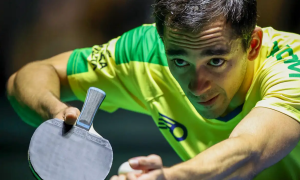 Calderano vence e encara Félix Lebrun nas quartas do Europe Smash