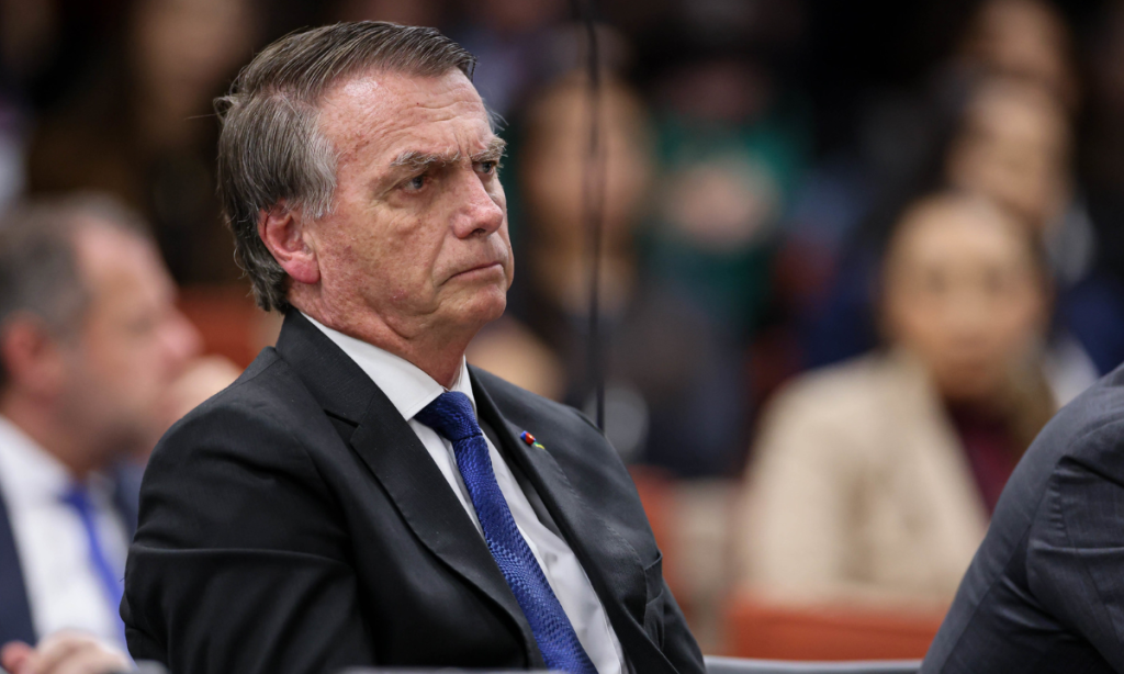 Bolsonaro pede ao STF para passar o Dia dos Pais com os filhos
