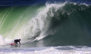 Niterói recebe evento de surfe em Itacoatiara, nesta terça-feira