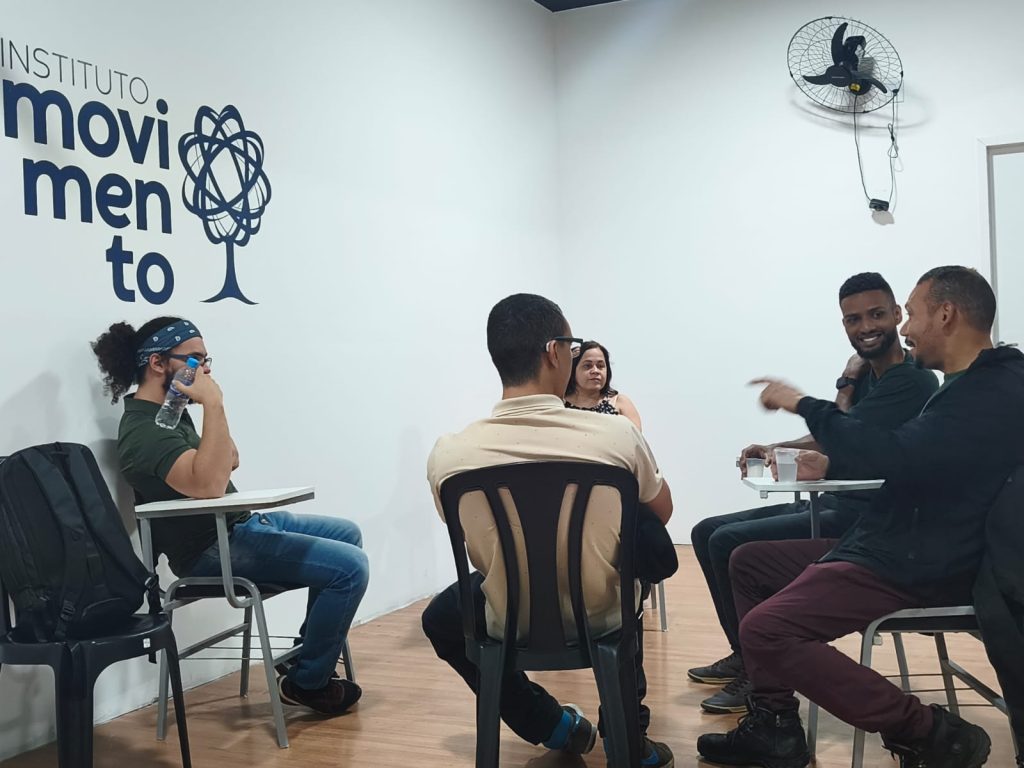 São Gonçalo ganha encontro grátis para quem quer falar outro idioma