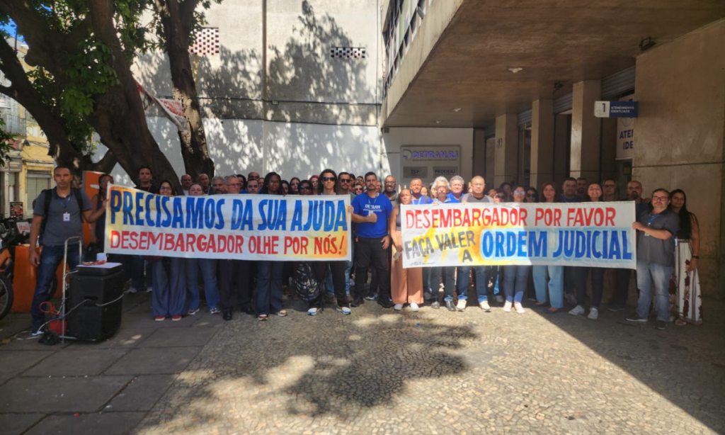 Greve do Detran-RJ muda atendimento e afeta serviços nesta quarta e quinta