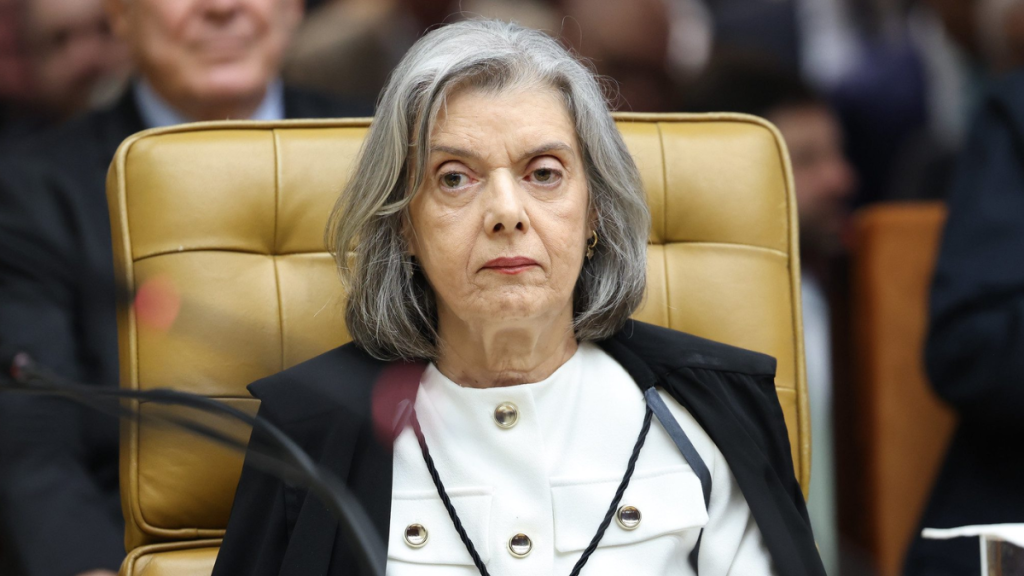 Cármen Lúcia vota contra Moraes e empata votação no STF