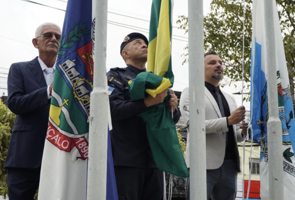 São Gonçalo celebra 136 anos com tradicional Desfile Cívico-Militar 25 Aniversário de 136 anos de São Gonçalo.