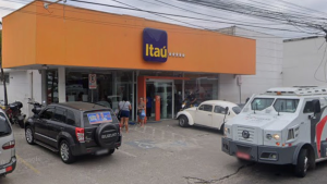 Família é alvo de ‘saidinha de banco’ e sofre prejuízo de quase R$ 100 mil em São Gonçalo
