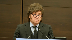Argentina de Milei fecha 31 mil empresas e perde 245 mil empregos formais