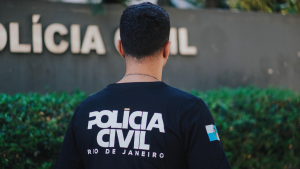 Recepcionista acusada de desviar R$ 30 mil de academia é presa no Rio