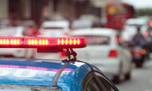 Três criminosos são presos após confronto em Niterói