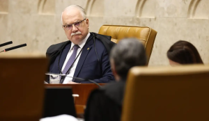 LEGENDA DA FOTO Edson Fachin marcou para 23 de setembro a sessão que deverá analisar questões envolvendo André Mendonça no STF.
